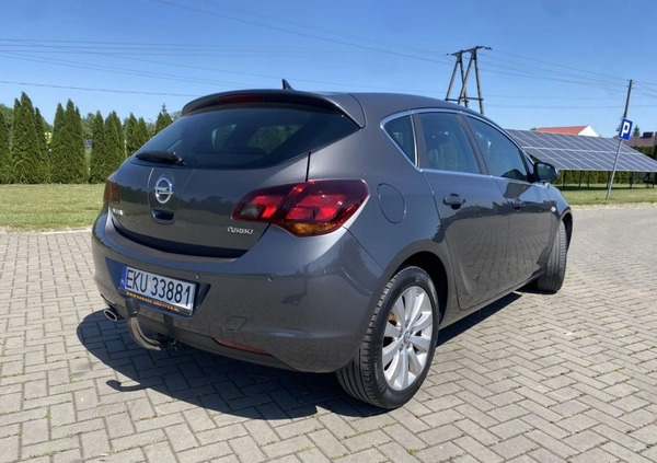 Opel Astra cena 26900 przebieg: 200000, rok produkcji 2011 z Kutno małe 781